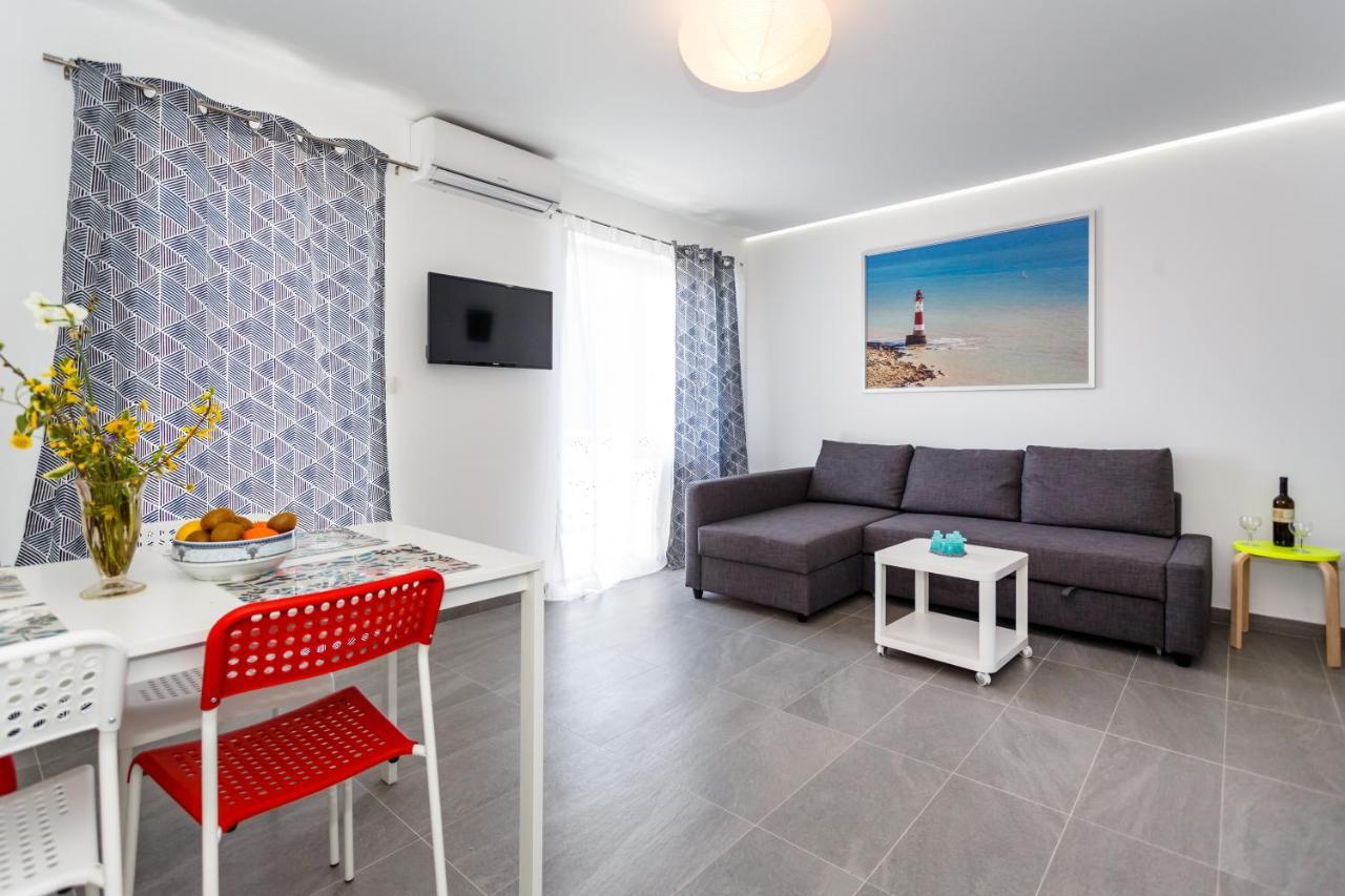 Golden Island Apartments 크르크 외부 사진