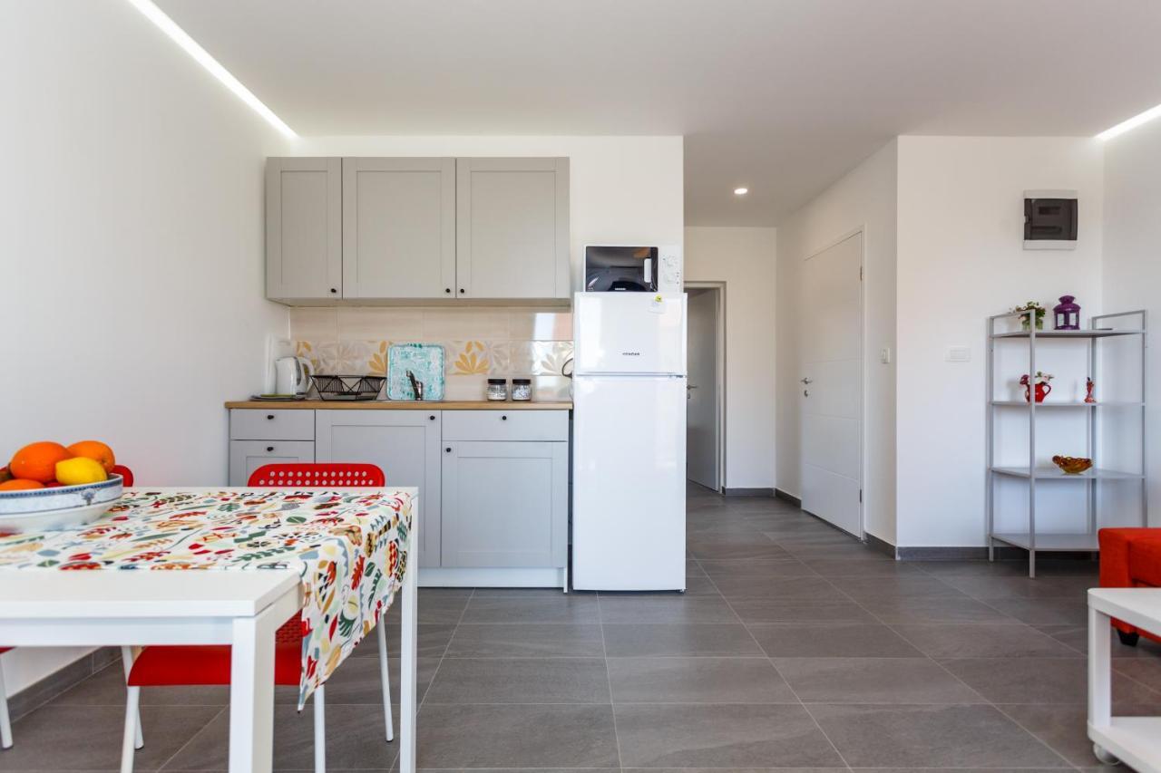 Golden Island Apartments 크르크 외부 사진
