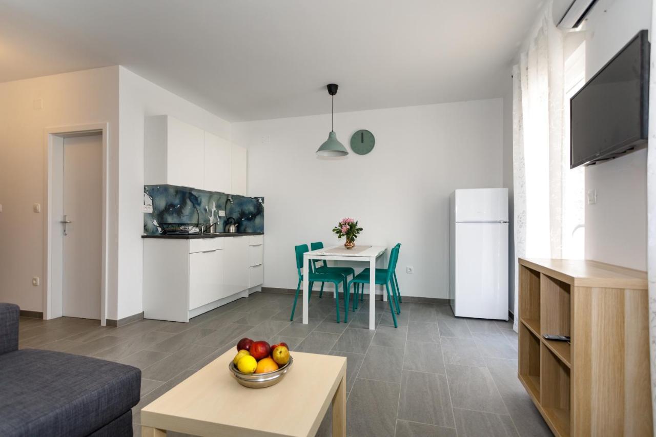 Golden Island Apartments 크르크 외부 사진